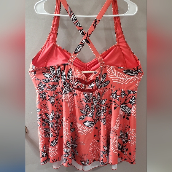 Tropical Floral Women's Flowy Swim Top. Sz 22W - Picture 5 of 5